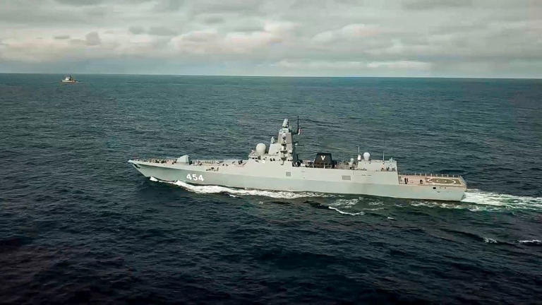 In this photo taken from video released by the Russian Defense Ministry Press Service on May 23, 2024, Russian frigate Admiral Gorshkov conducts an air defense exercise in the Atlantic Ocean. © Russian Defense Ministry Press Service/AP